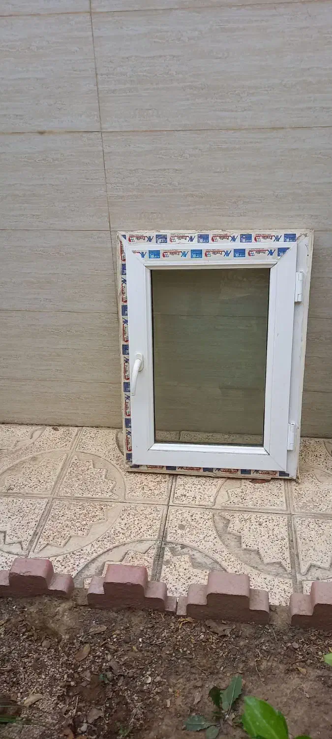 پنجره دو جداره|مصالح و تجهیزات ساختمان|نظرآباد, شهرک فرهنگیان|دیوار