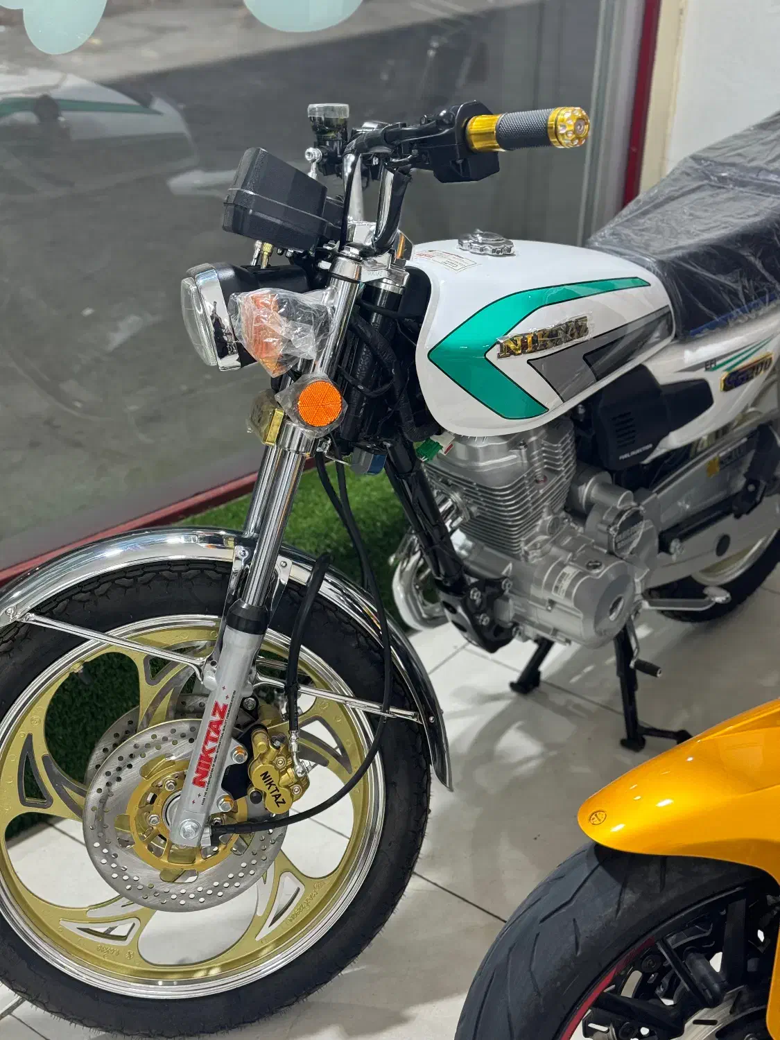 نیکتاز 200 صفرکیلومتر 404 با بیمه جفت دیسک|موتورسیکلت|گنبد کاووس, |دیوار