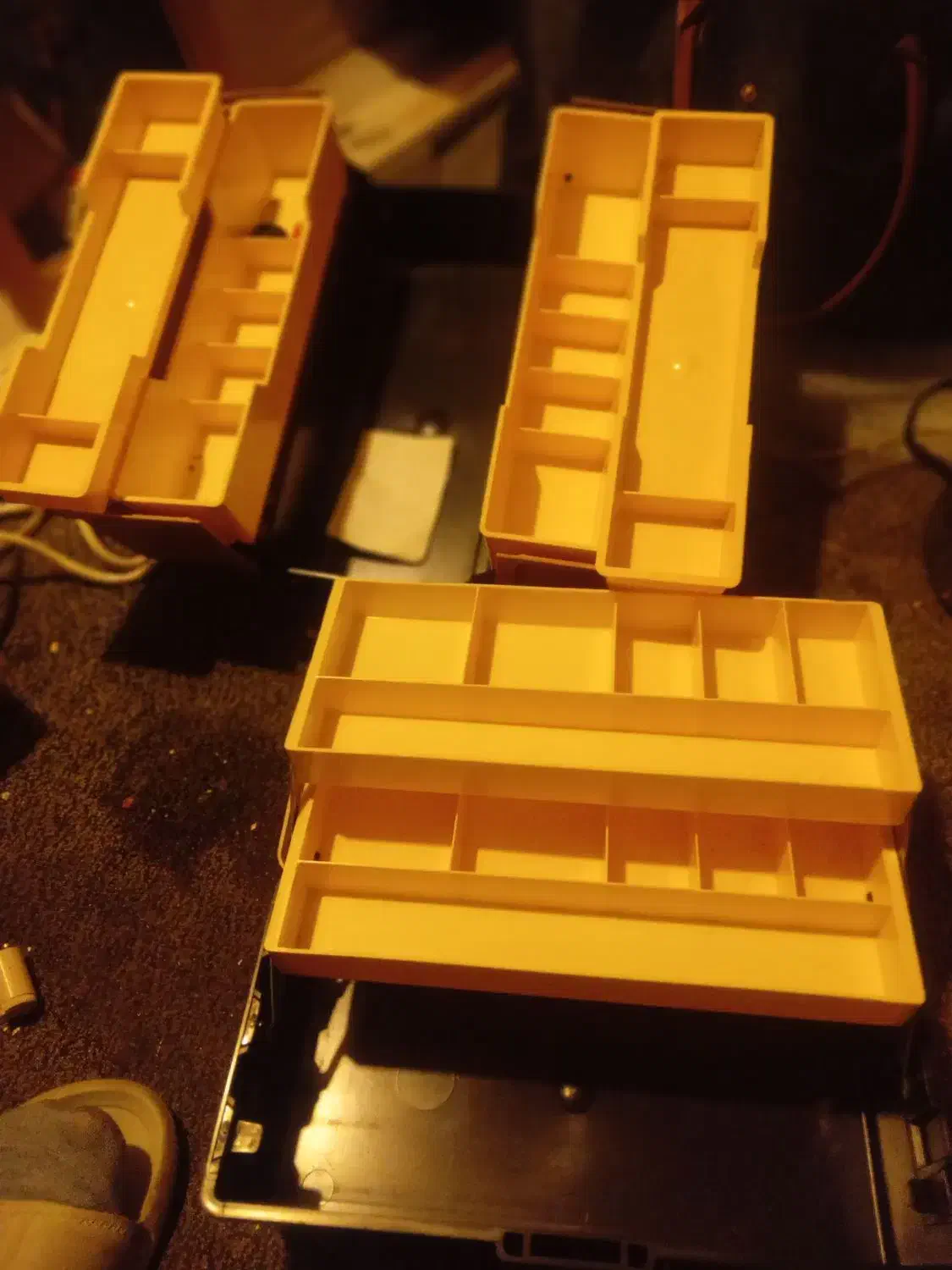 جعبه ابزار قدیمی دو طبقه کره ای|ابزارآلات|فردیس, شهرک ۱۱۰|دیوار