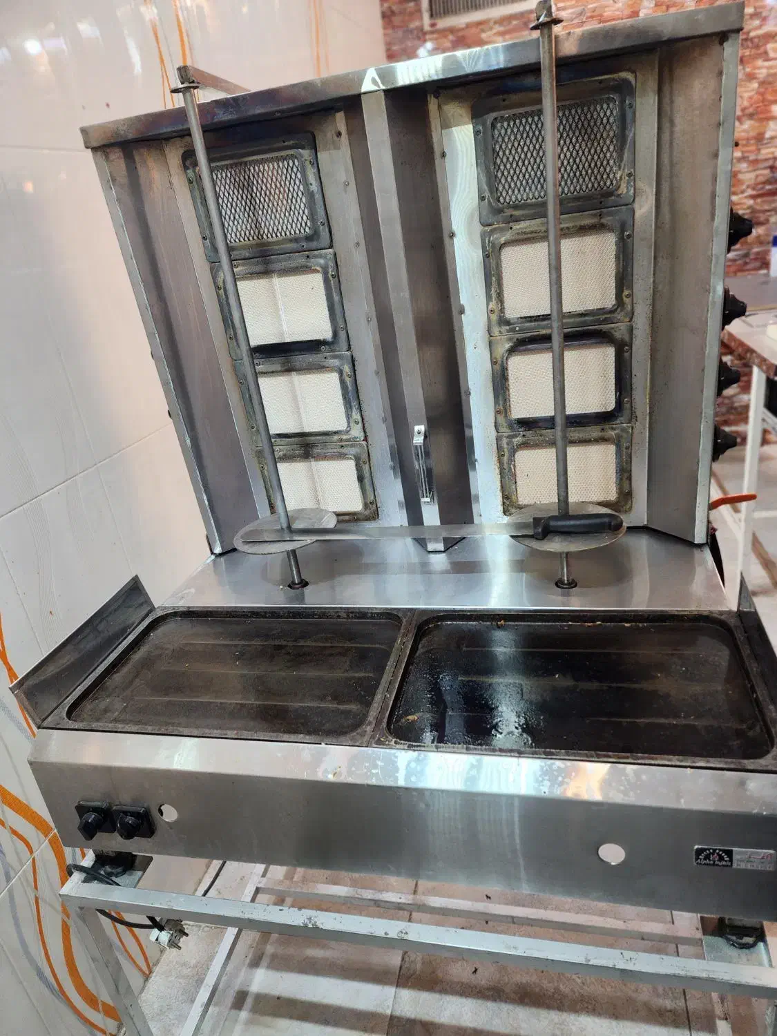 کباب ترکی دو سیخ ۸ شعله|اجاق گاز و لوازم برقی پخت‌وپز|کرمان, |دیوار