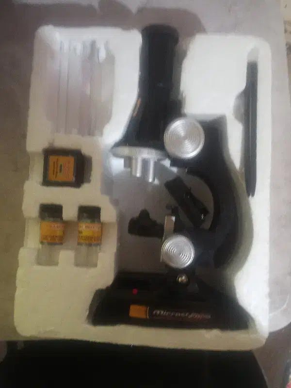 میکروسکپ|کلکسیون و سرگرمی|اقبالیه, |دیوار