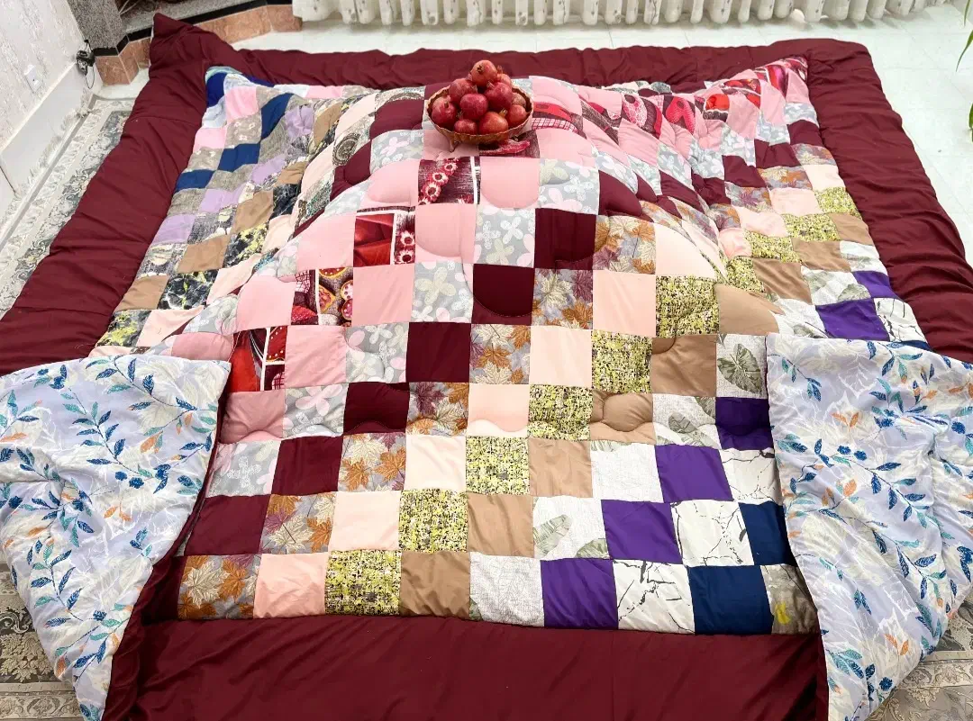 لحاف مادربزرگ ابعاد ۳/۵در۳/۵|رختخواب، بالش، پتو|اصفهان, احمدآباد|دیوار