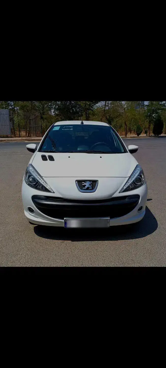 207 مدل 98 بیرنگ تمیز|خودرو سواری و وانت|اراک, |دیوار