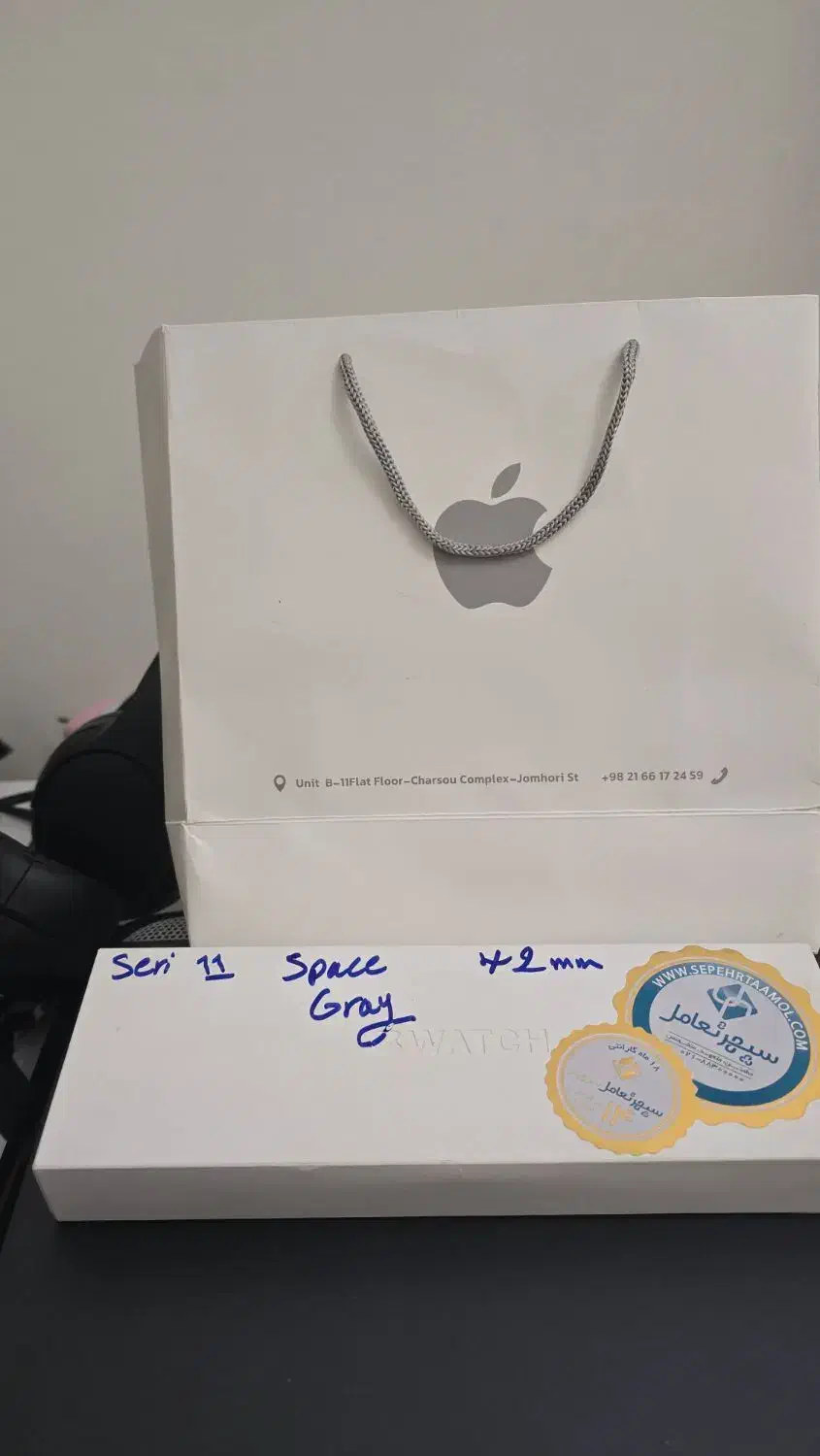 اپل واچ سری 11. 42میلی متری،خاکستری با بند مشکی|لوازم جانبی موبایل و تبلت|تهران, قلهک|دیوار