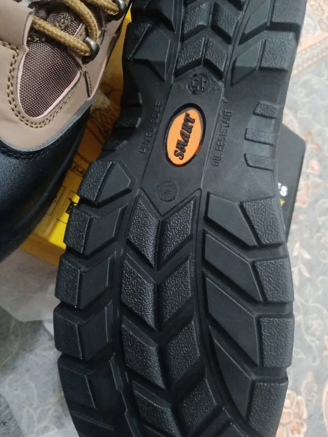 فروش کفش صنعتی اهنی|کیف، کفش، کمربند|مهاباد (آذربایجان غربی), |دیوار