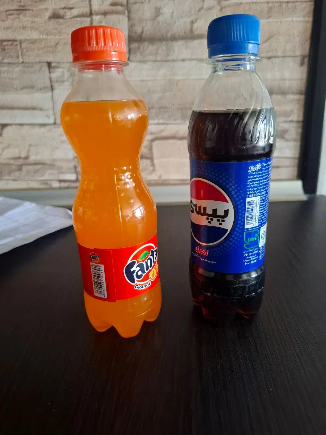 نوشابه|ظروف نگهدارنده، پلاستیکی، یکبارمصرف|یزد, |دیوار