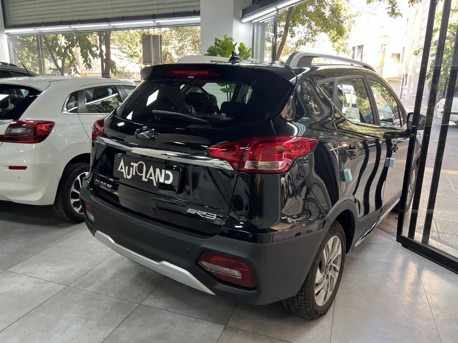 جک SR3 KMC مشکی صفر AutoLand|خودرو سواری و وانت|اصفهان, جلفا|دیوار