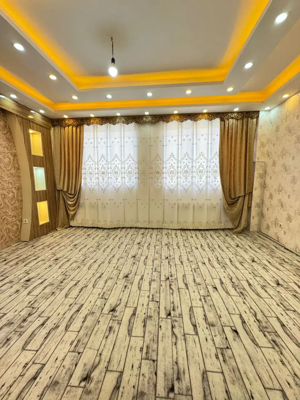 ۷۵متر دو خوابه میدان جانبازان املاک سران|فروش آپارتمان|تبریز, |دیوار