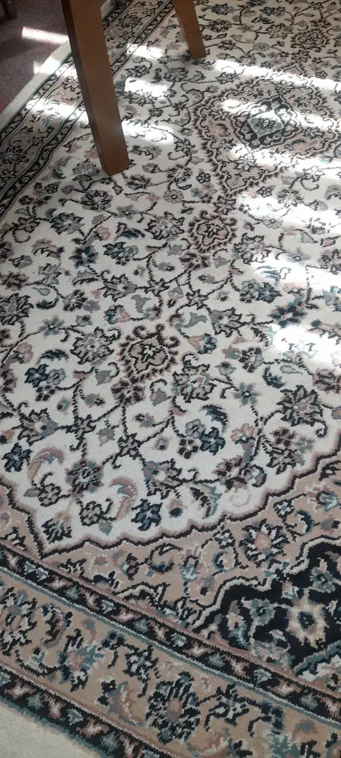 قالیچه کناره 1 در 2 و موکت نو|فرش|تهران, تهرانسر شرقی|دیوار