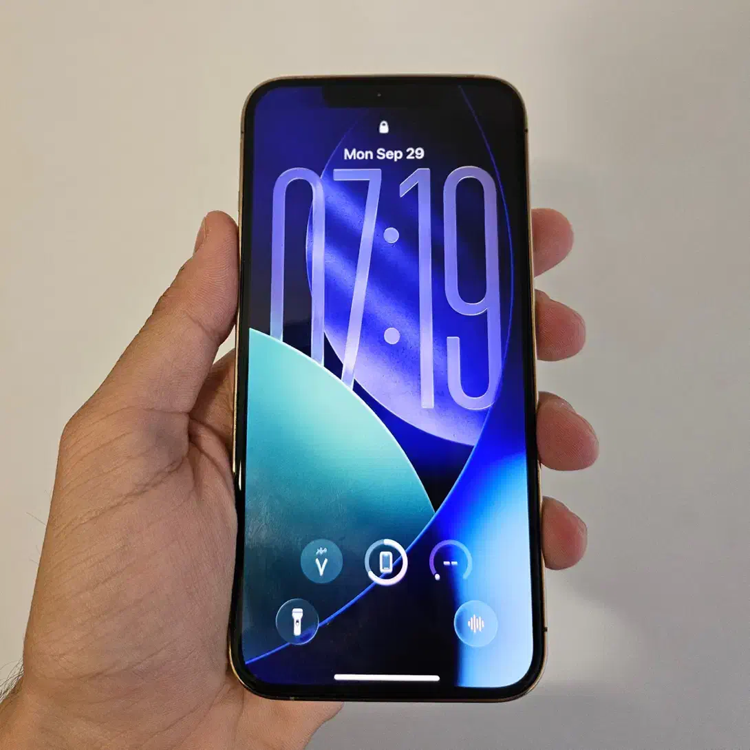 Iphone 13 pro 512gb دوسیمکارت فوق‌العاده نو|موبایل|تهران, نیاوران|دیوار