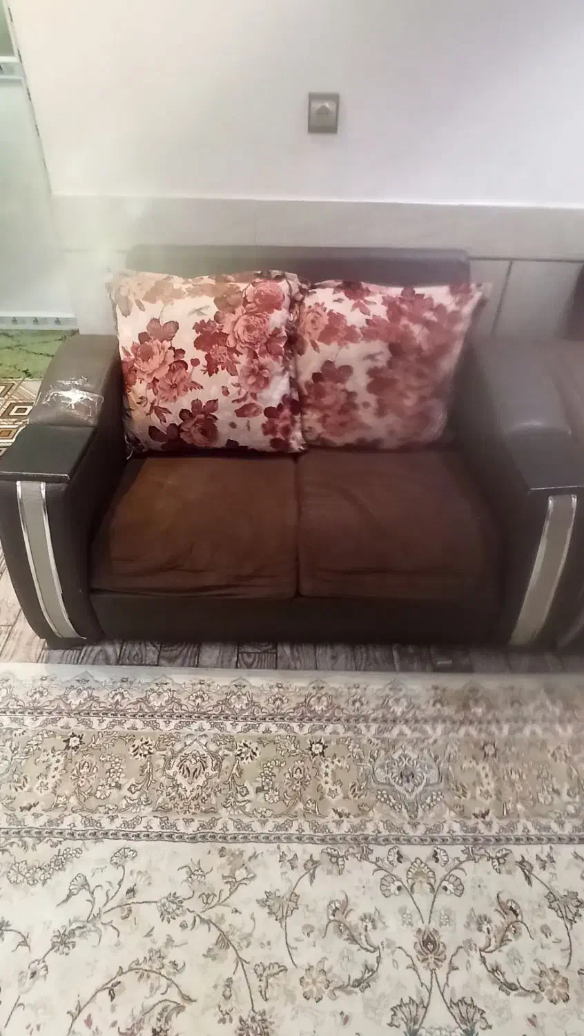 مبل راحتی|مبلمان خانگی و میز عسلی|نجفآباد, شهید بهشتی|دیوار