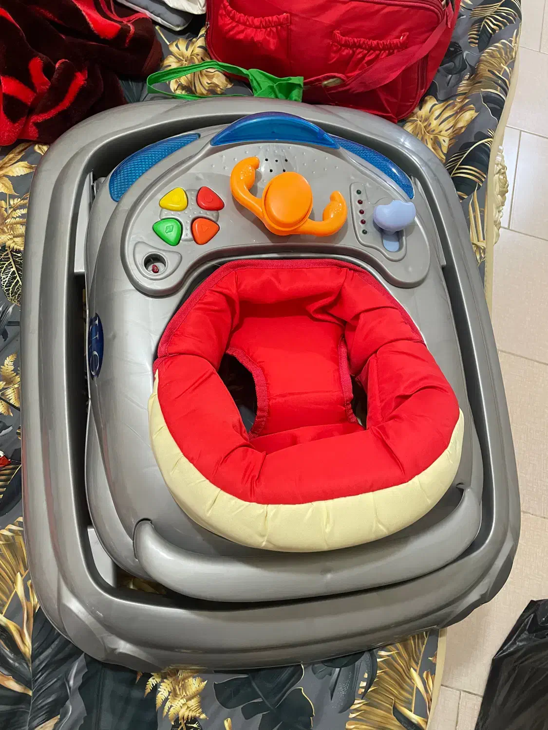 سیسمومی نوزاد|کفش و لباس بچه|گرگان, |دیوار