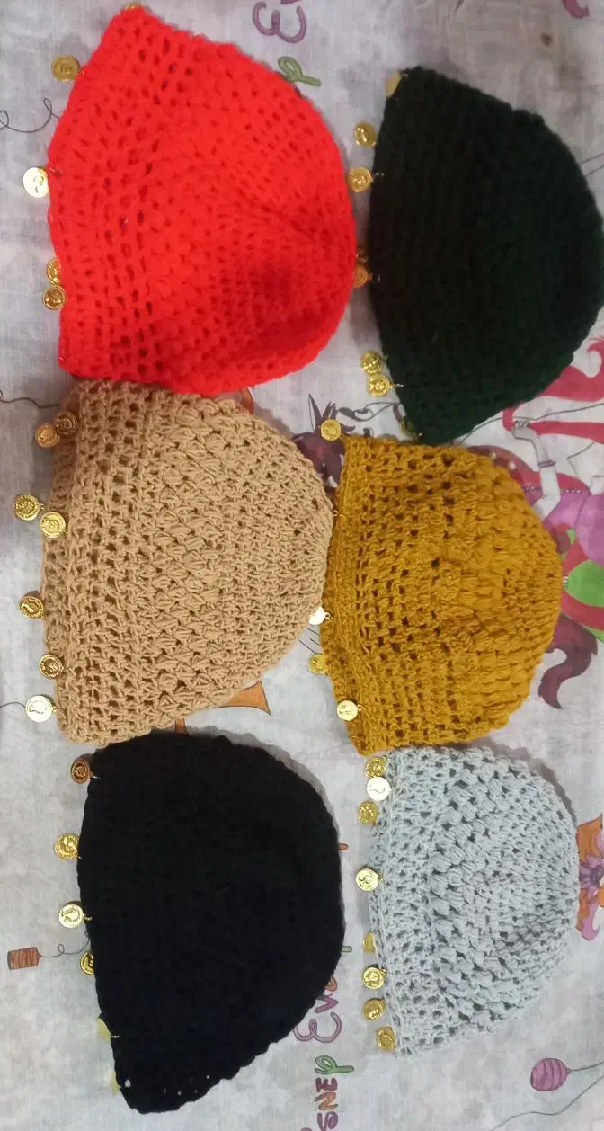 کلاه چهار فصل|لباس|شیراز, شیخ علی چوپان|دیوار