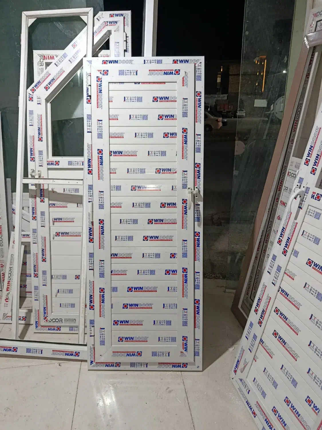 انواع درب پی وی سی|خدمات پیشه و مهارت|خرم‌آباد, |دیوار