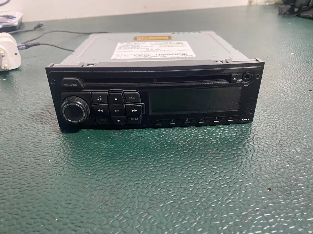 کبوتر معاوضه با ضبط ضبط فابریک ۲۰۶ معاوضه با کفتر|پرنده|کرج, عظیمیه|دیوار