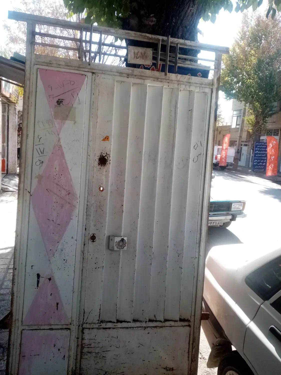 درب حیاطی درحدنو|مصالح و تجهیزات ساختمان|بروجن, |دیوار