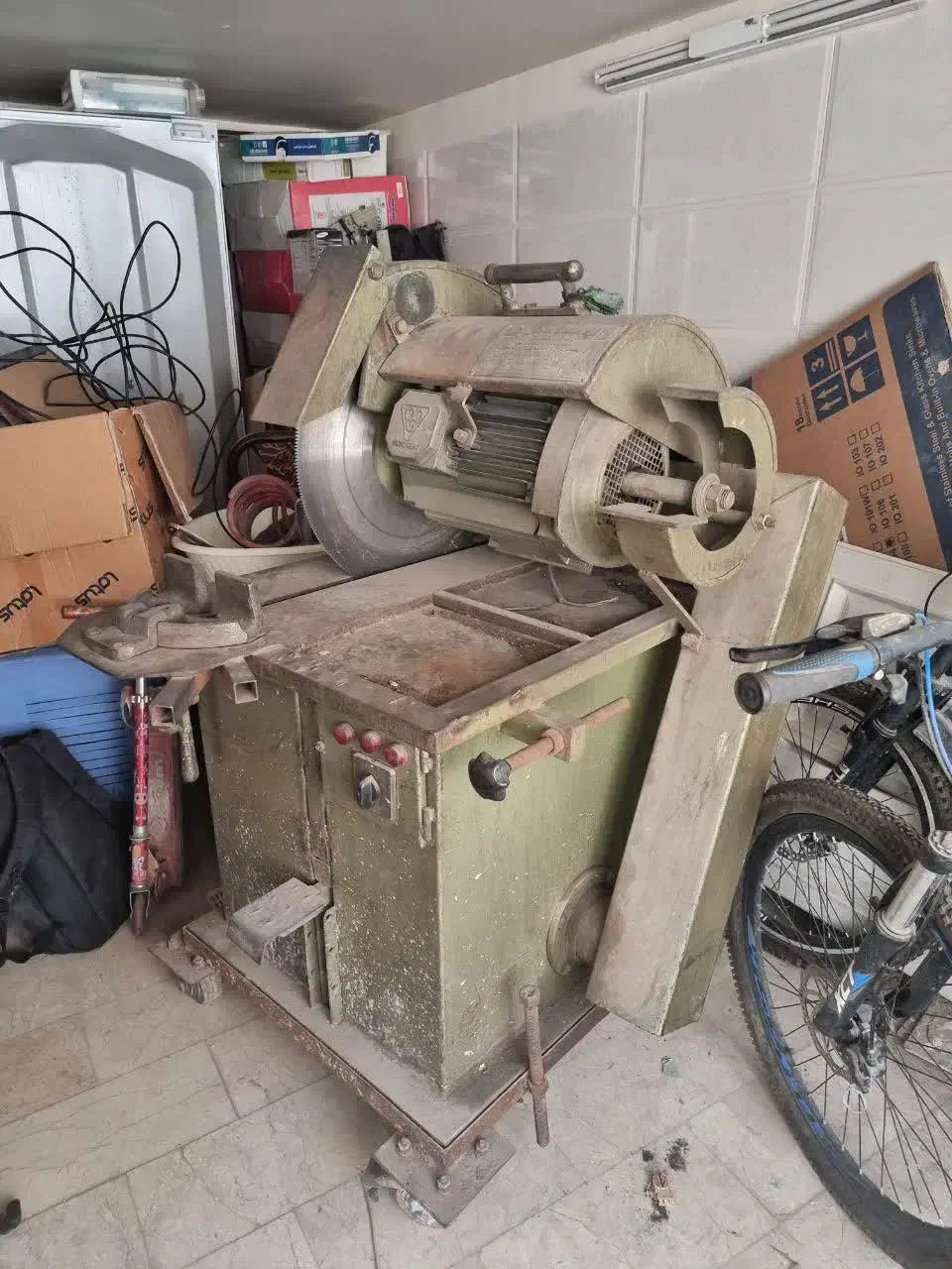 دستگاه برش|ماشین‌آلات صنعتی|کاشان, ملا حبیب‌الله شریف|دیوار