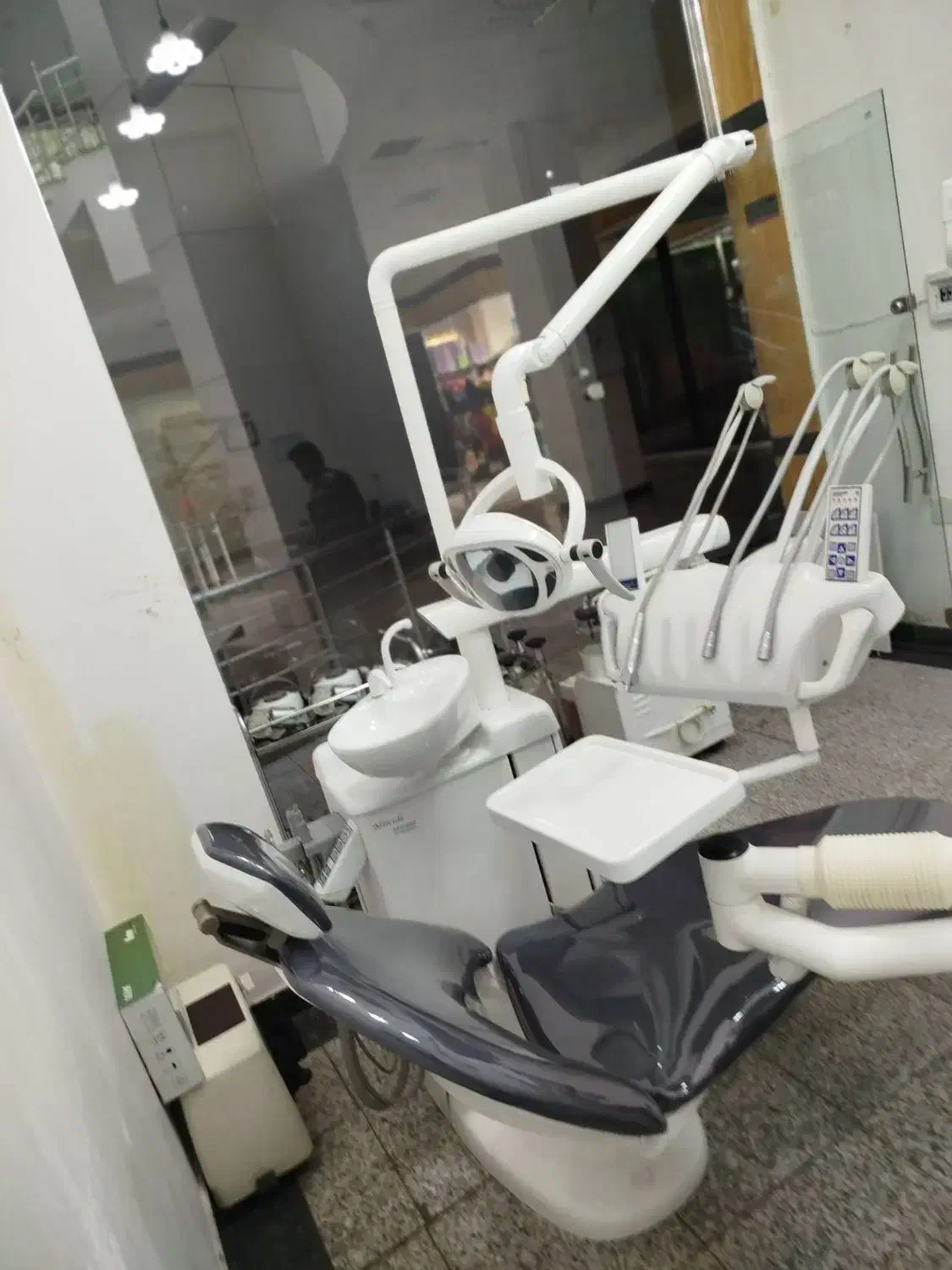 یونیت دندانپزشکی هودیان مرسده آلمان|پزشکی|تبریز, |دیوار