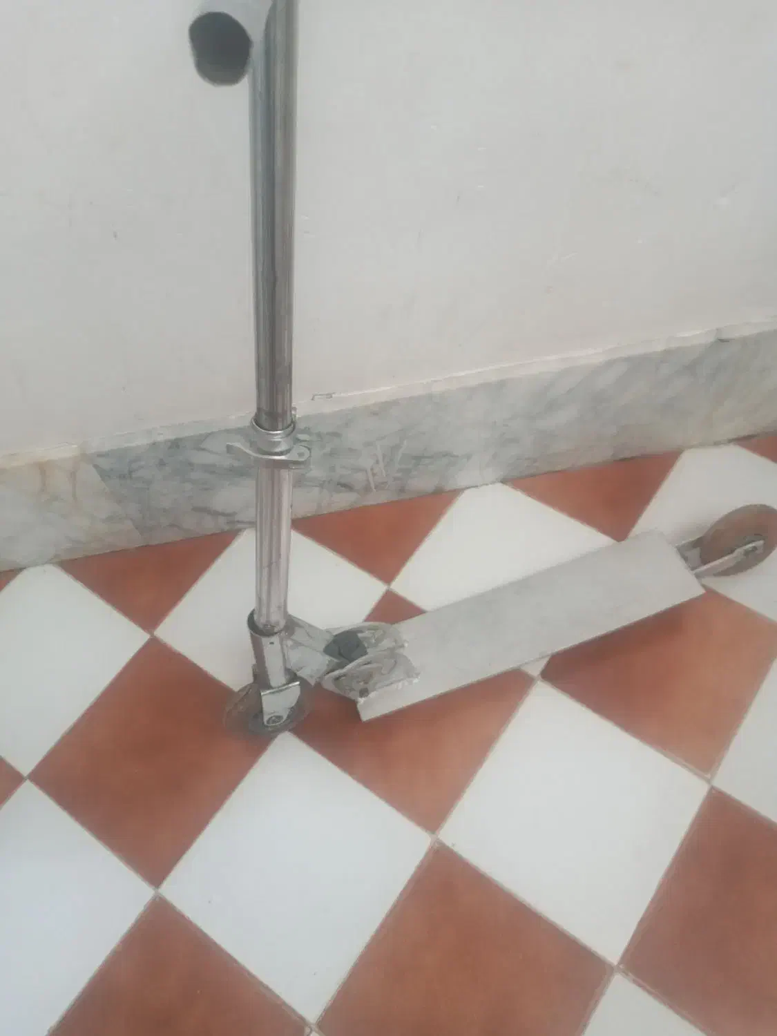 اسکوتر آلومینیومی سالم|دوچرخه، اسکیت، اسکوتر|اصفهان, بهاران|دیوار