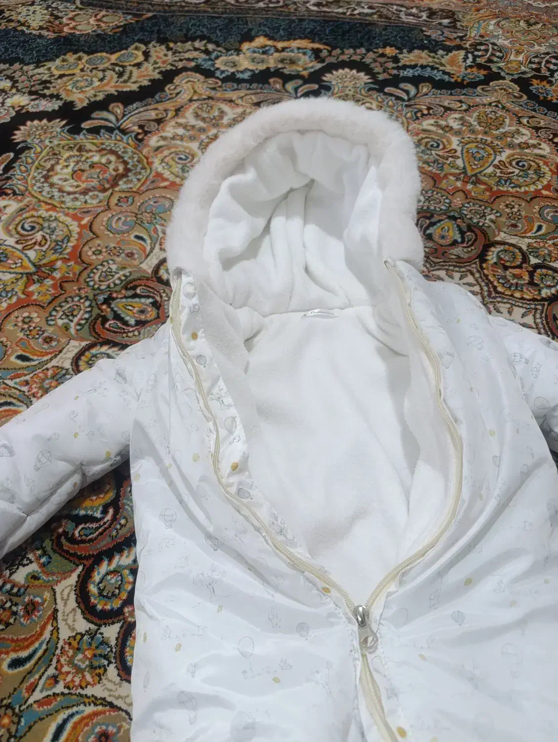 لباس نوزادی|کفش و لباس بچه|یاسوج, |دیوار