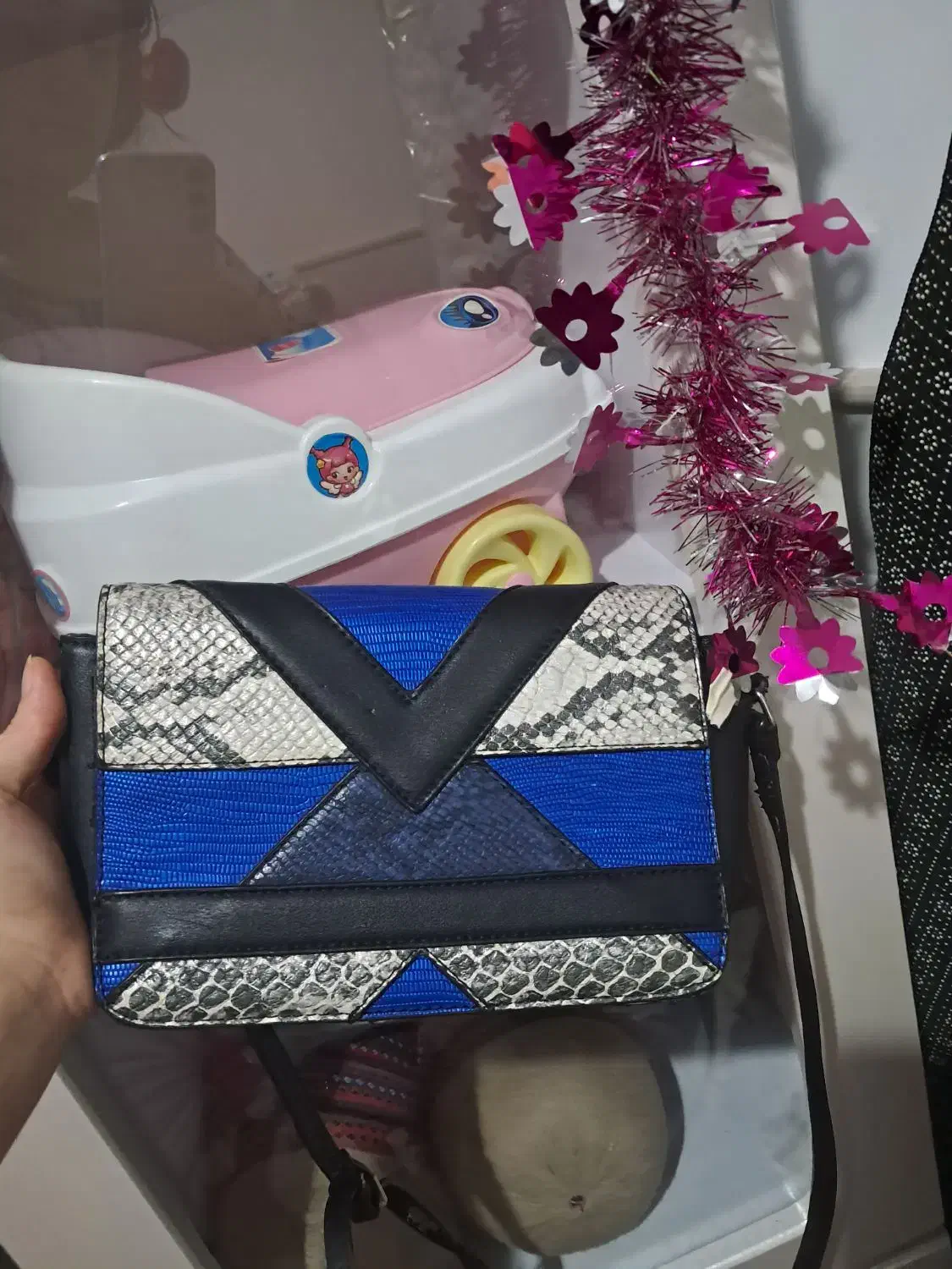 کیف زیبا|کیف، کفش، کمربند|قم, شهر قائم|دیوار