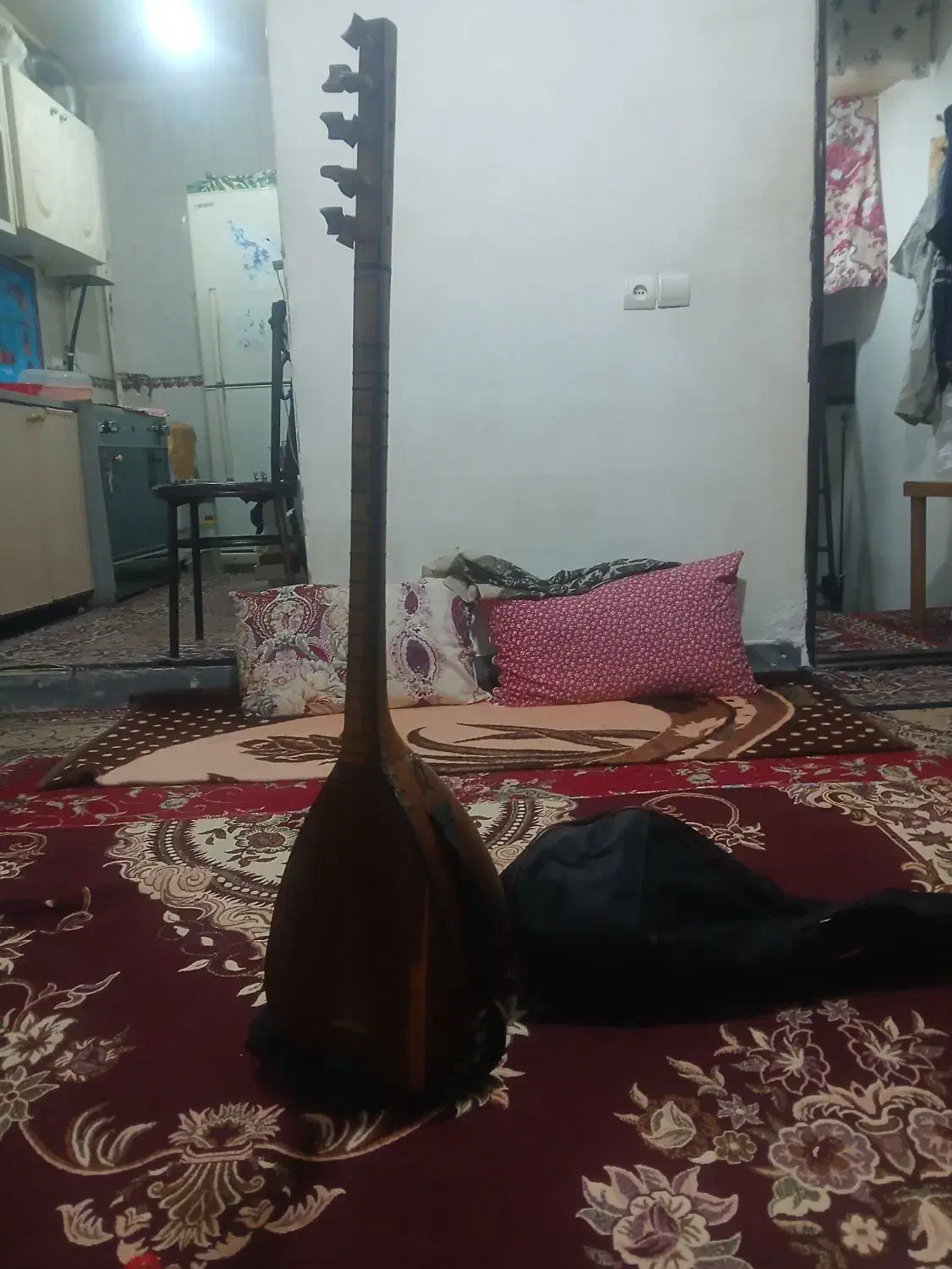 ساز|سازهای سنتی|تبریز, |دیوار