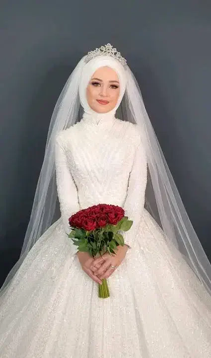 لباس عروس شیک و خاص و دوخت تمیز و آماده تحویل|لباس|صحنه, |دیوار