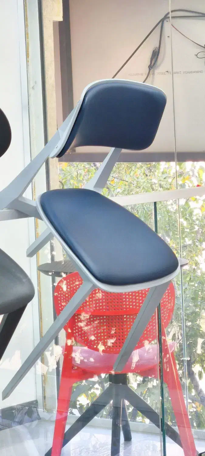 صندلی کافه، رستوران و کافی شاپ KING NAZARI|میز و صندلی غذاخوری|شیراز, وصال|دیوار