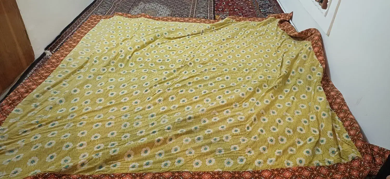 لحاف کرسی|رختخواب، بالش، پتو|سراب, |دیوار