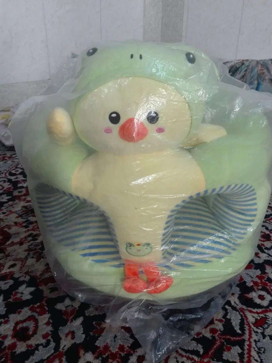 صندلی کودک برای آموزش نشستن کاملا نو|تخت و صندلی بچه|قم, ولیعصر|دیوار