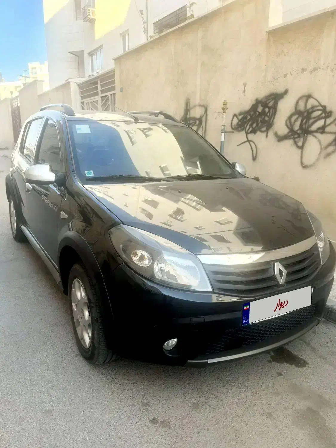 ساندرو استپ وی اتومات مشکی مدل ۱۳۹۶|خودرو سواری و وانت|بندرعباس, |دیوار