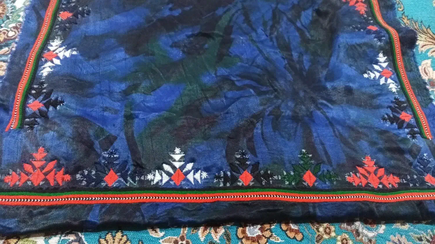 تکدامن فوری|لباس|سراوان, |دیوار