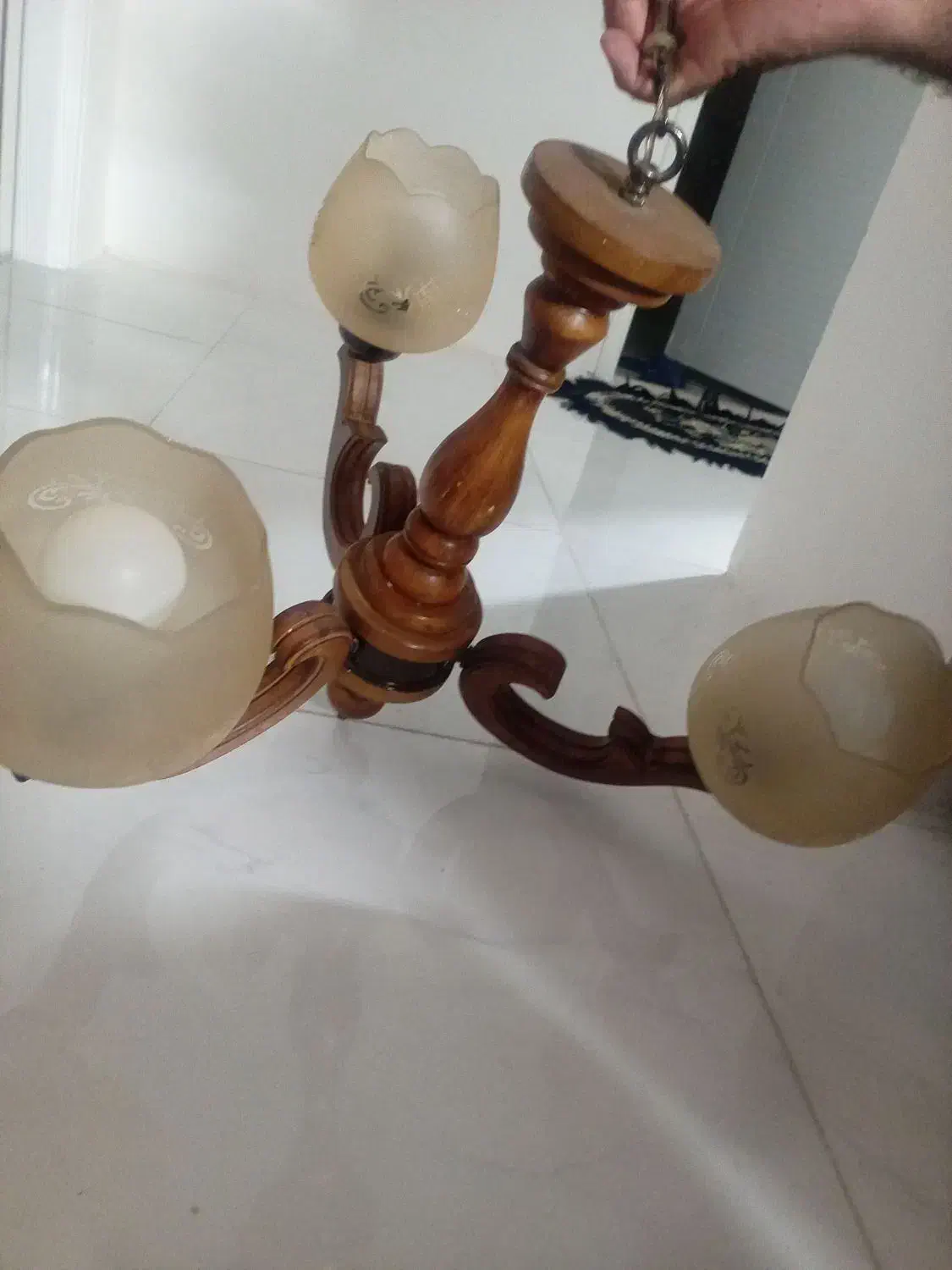 دوعددلوسترچوبی سه شاخه کاملاسالم|لوستر و چراغ آویز|کرمان, |دیوار