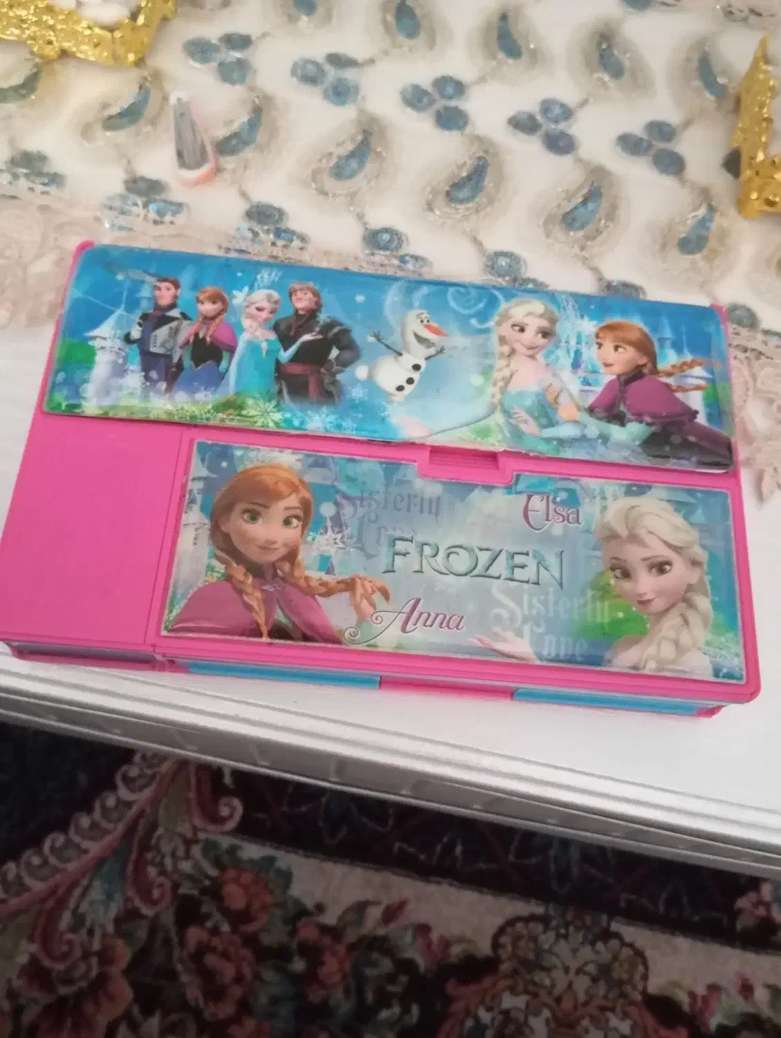 جامدادی در صومعه‌سرا|لوازم التحریر|صومعه‌سرا, |دیوار