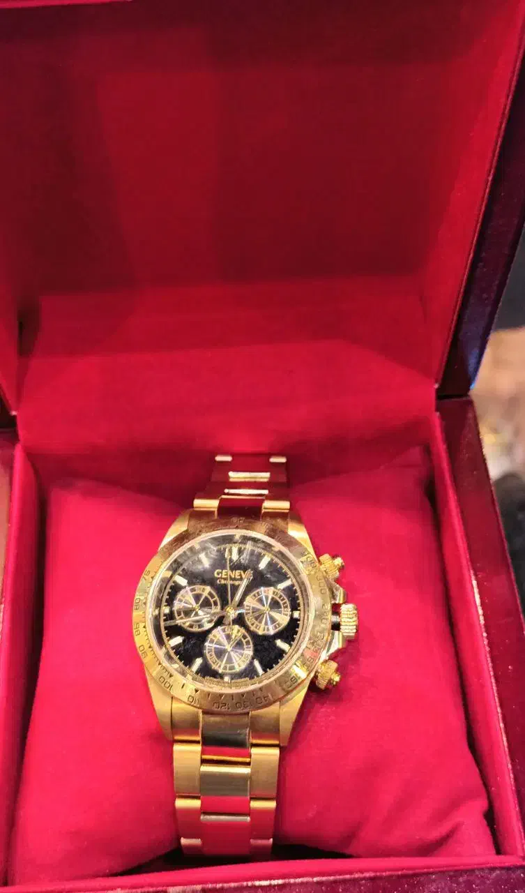 ساعت طلا ژنو 5 موتوره|ساعت|شیراز, ملاصدرا|دیوار