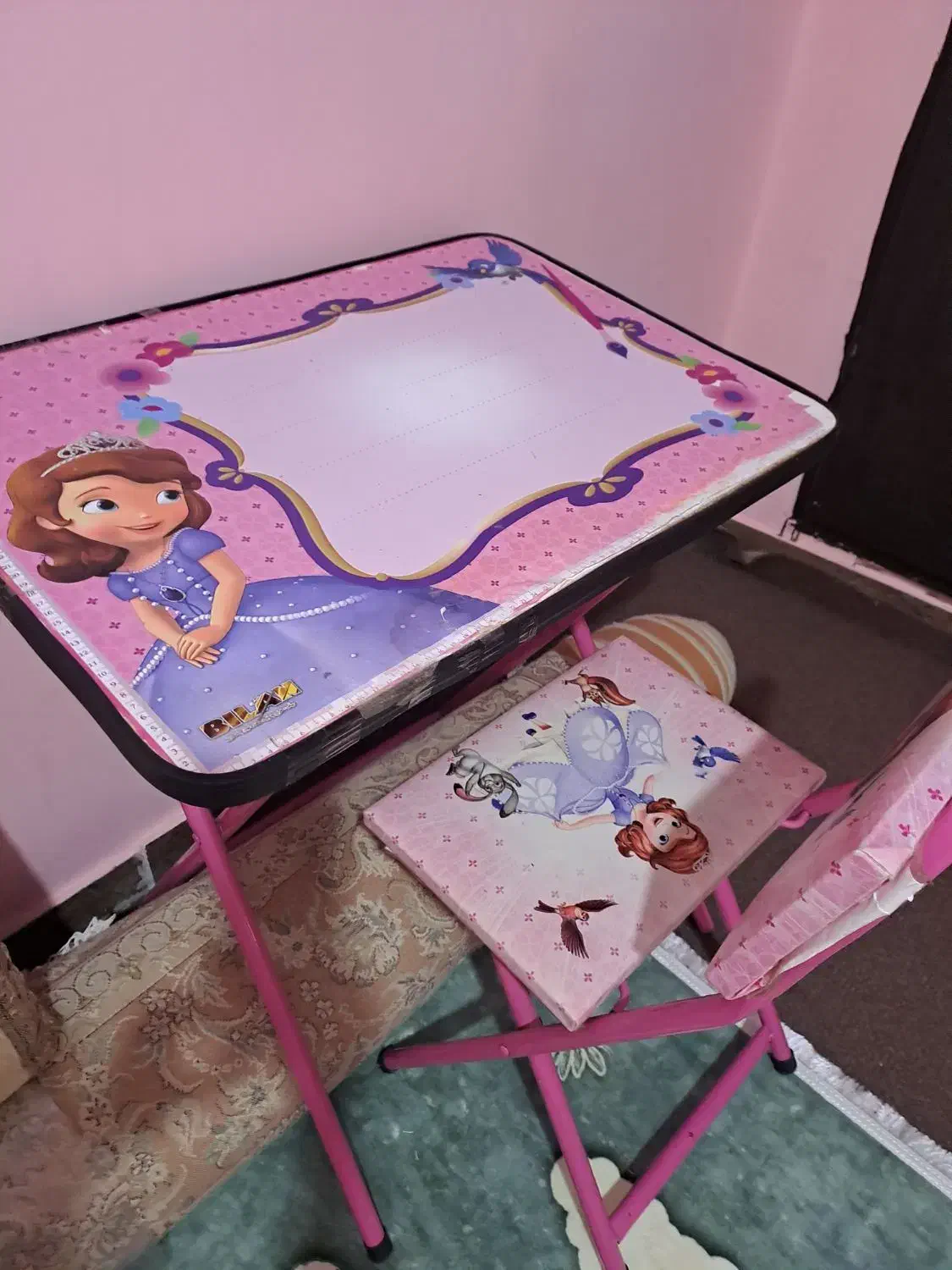 میز تحریر و صندلی کودک|میز تحریر و کامپیوتر|گرگان, |دیوار