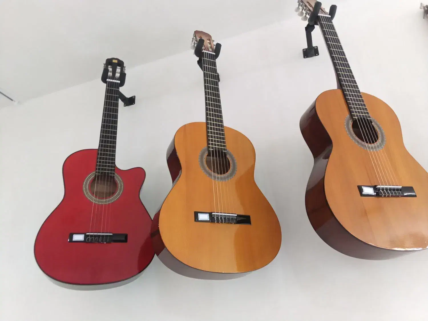 گیتار یونیک و گیتار دیاموند کات وی اقساطی|گیتار، بیس، امپلیفایر|یزد, |دیوار