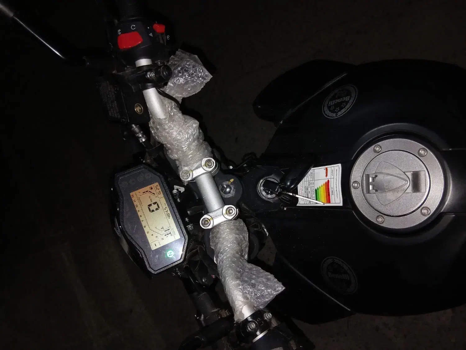 بنلی 180 مدل 1403 کم کارکرد|موتورسیکلت|شهریار, شهریار|دیوار