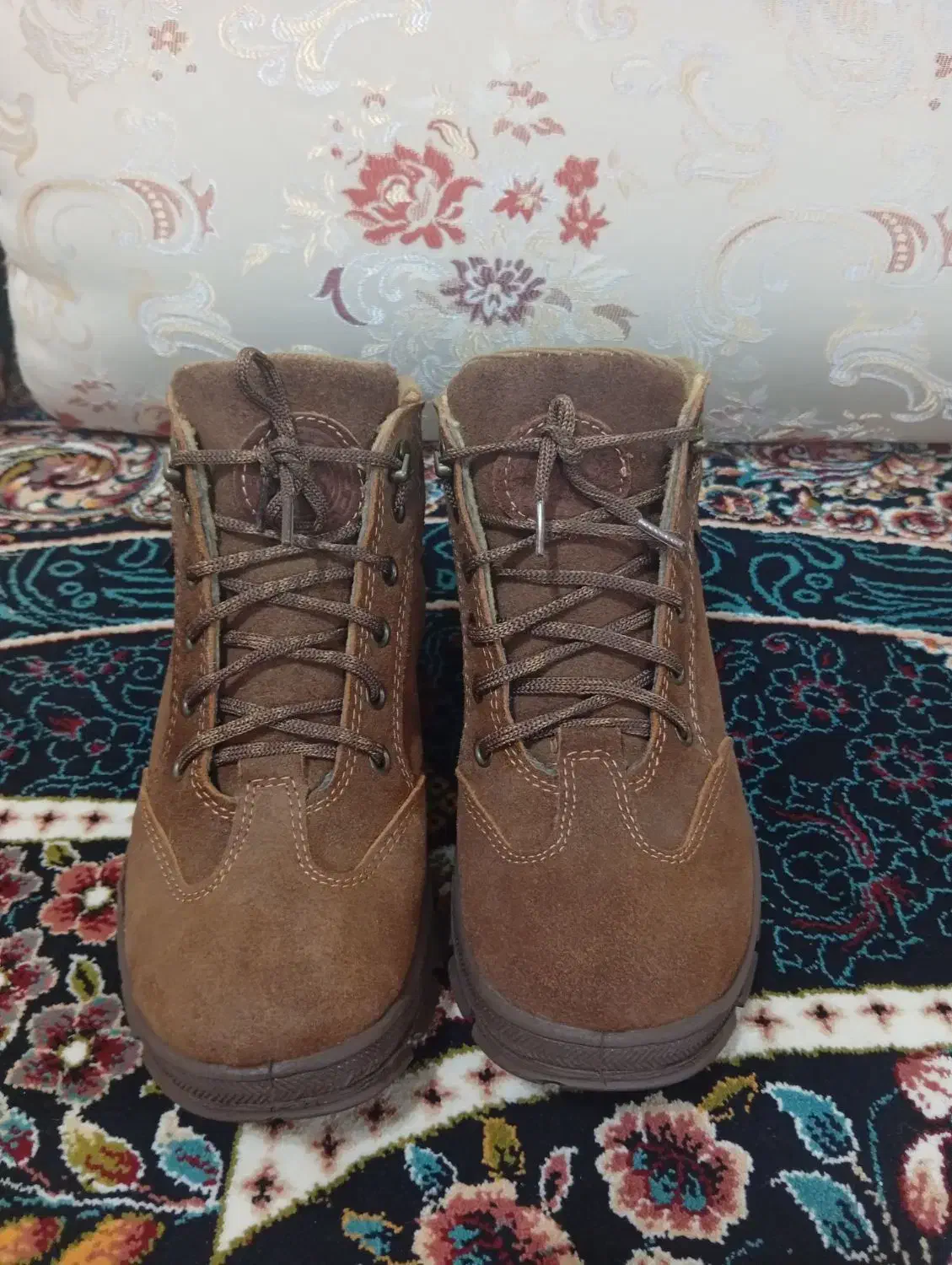 کفش نیم بت|کیف، کفش، کمربند|شوشتر, |دیوار