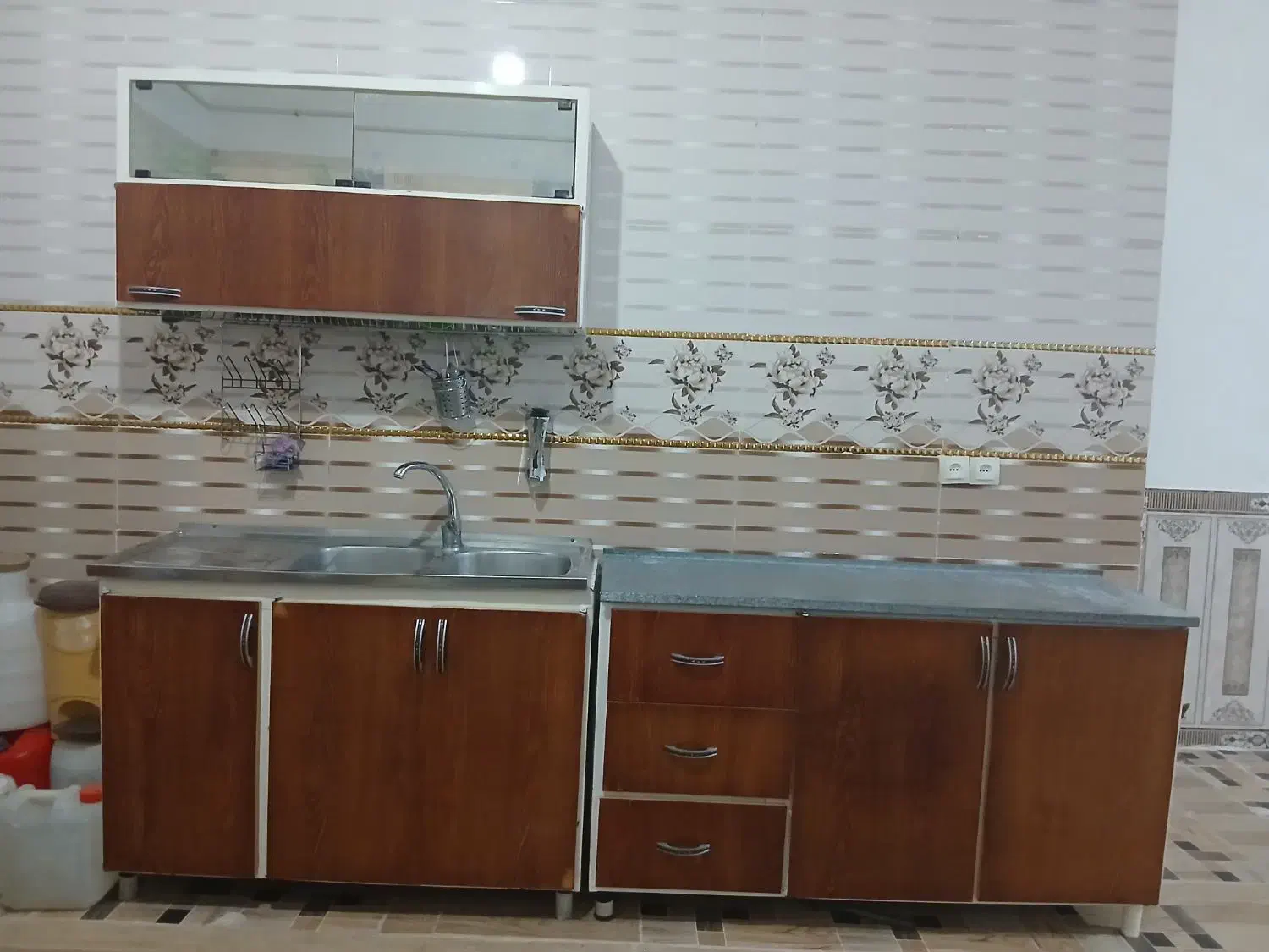 کابینت|مصالح و تجهیزات ساختمان|دالاهو, |دیوار