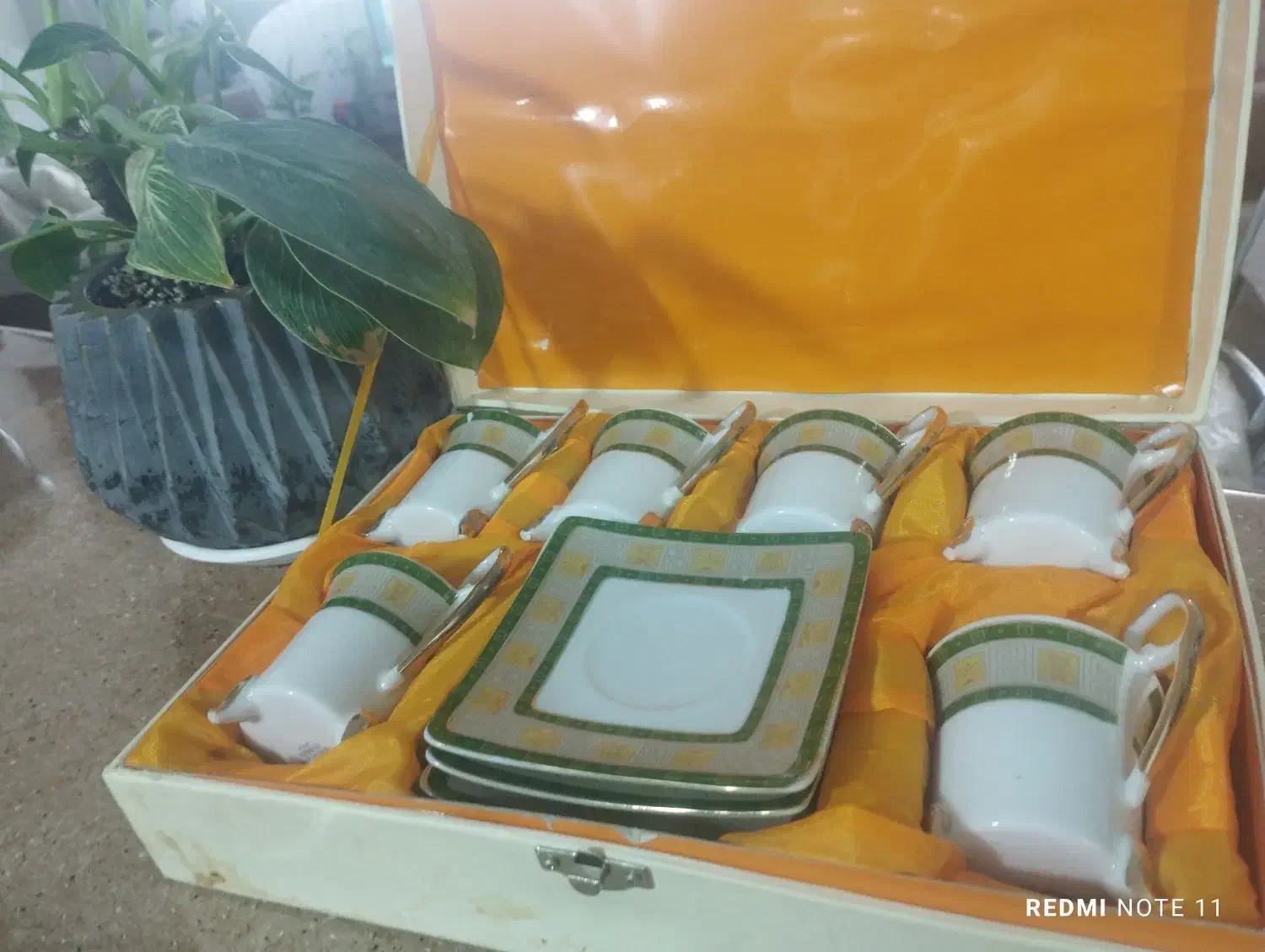 سرویس قهوه خوری|ظروف سرو و پذیرایی|قم, شاه سید علی|دیوار