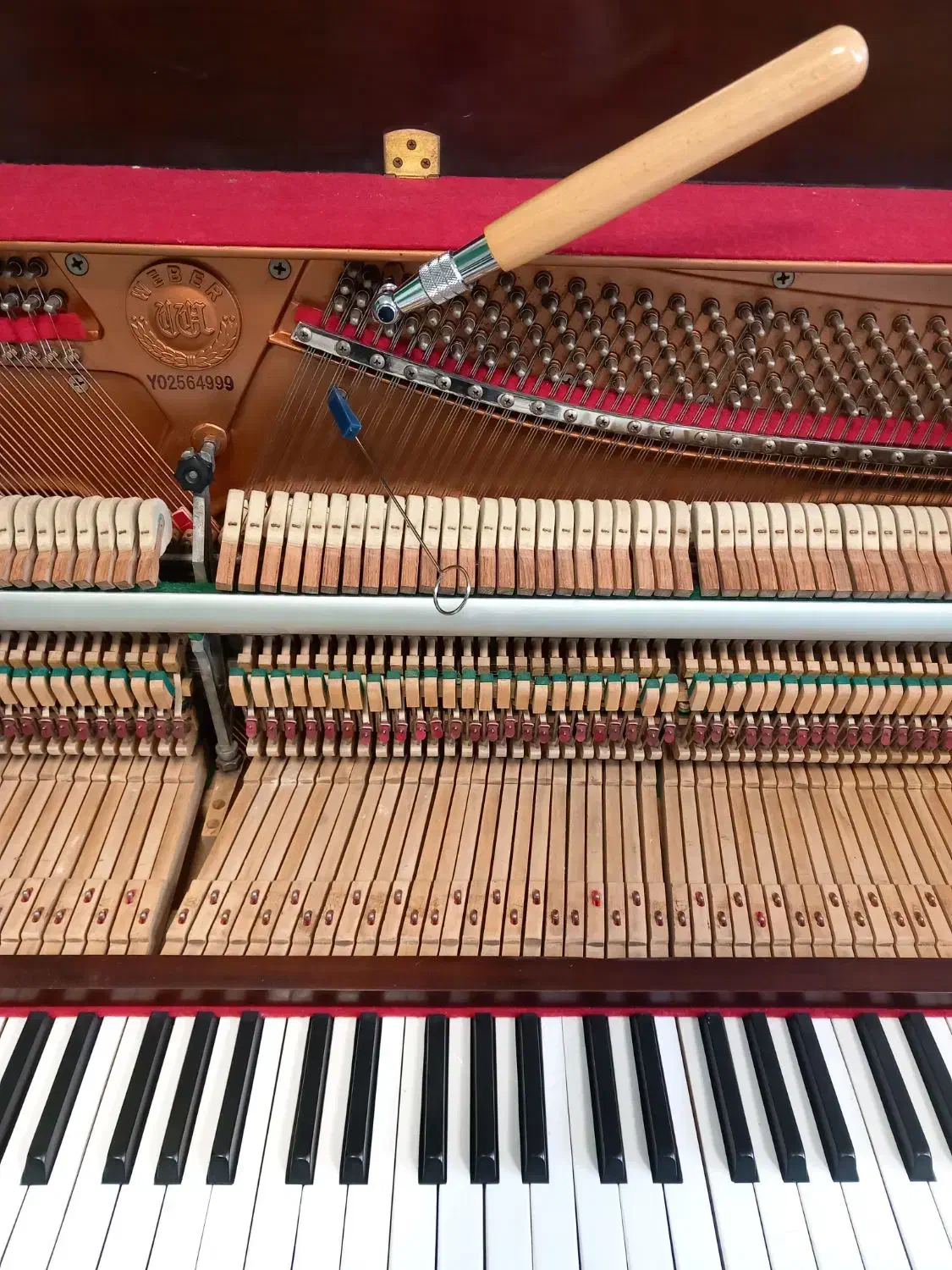 خرید و فروش و کوک و تعمیر پیانو آکوستیک|پیانو، کیبورد، آکاردئون|تهران, تجریش|دیوار