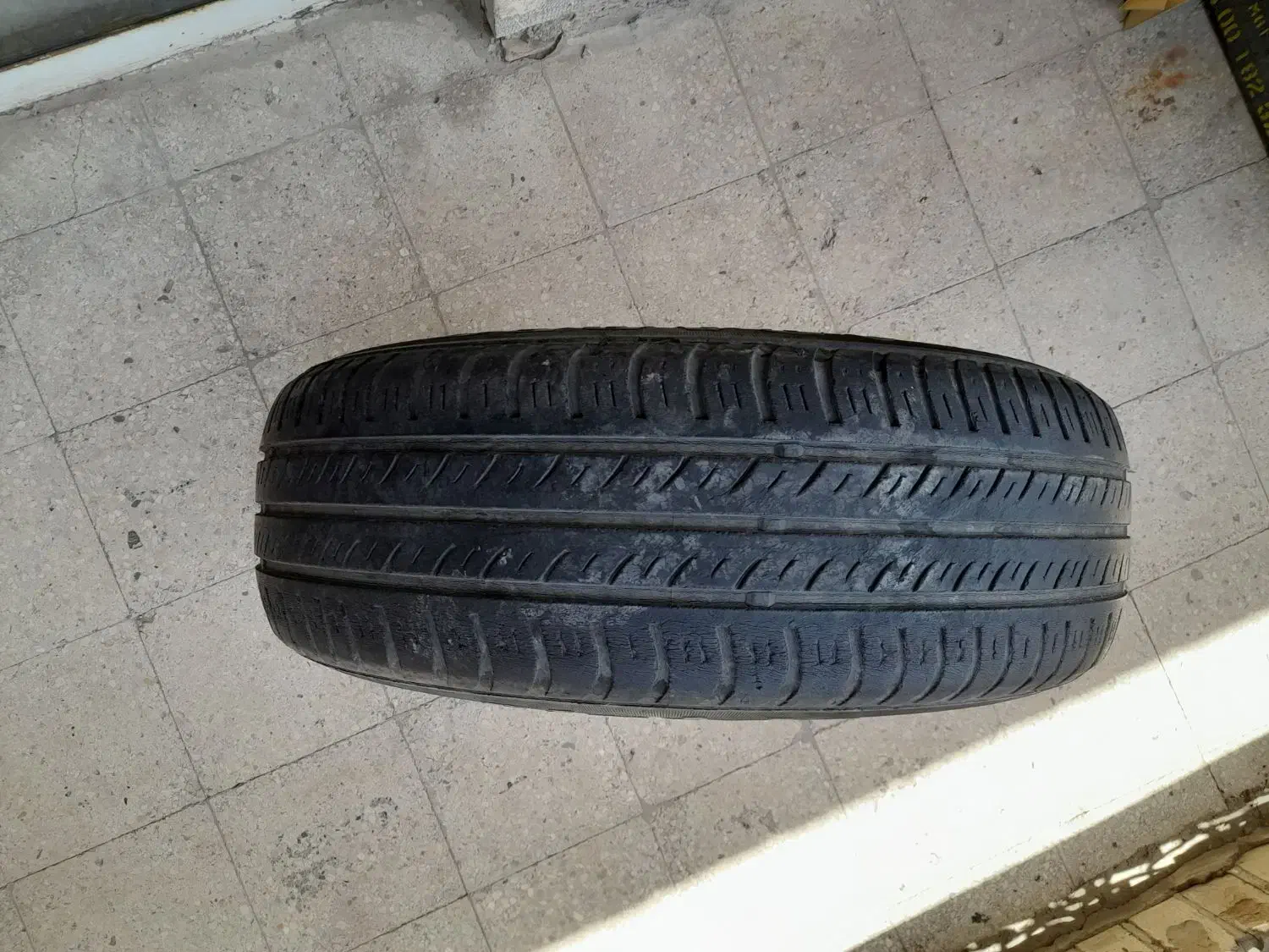 لاستیک بارز|قطعات یدکی و لوازم جانبی|اصفهان, کوی امام جعفر صادق|دیوار