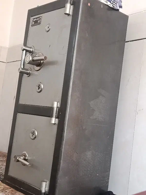 گاو صندوق|ابزارآلات|نجف‌آباد, فیروزآباد|دیوار