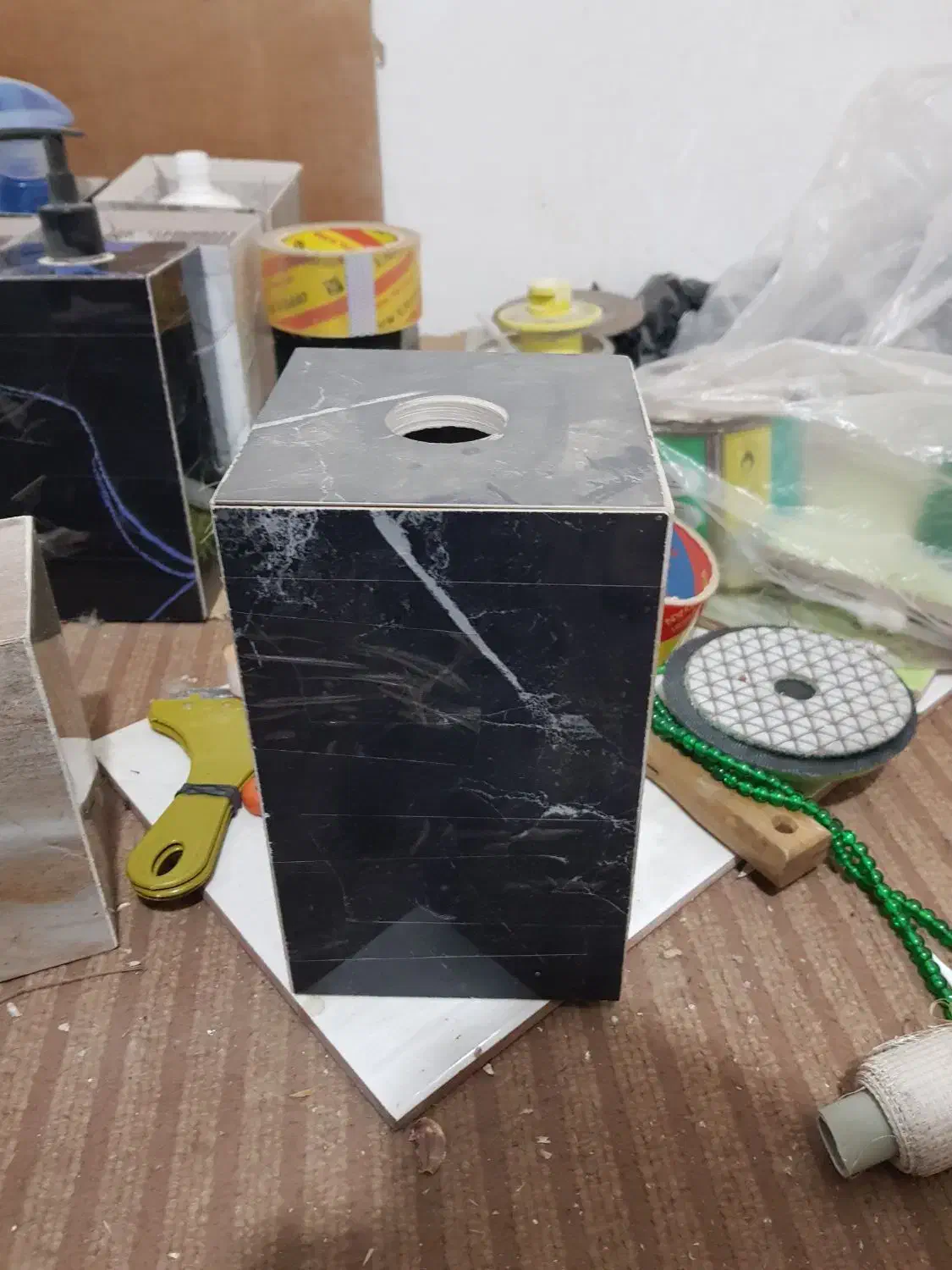 جا مایع و گلدان سرامیکی در رنگ و طرح های مختلف|لوازم سرویس بهداشتی|گنبد کاووس, |دیوار