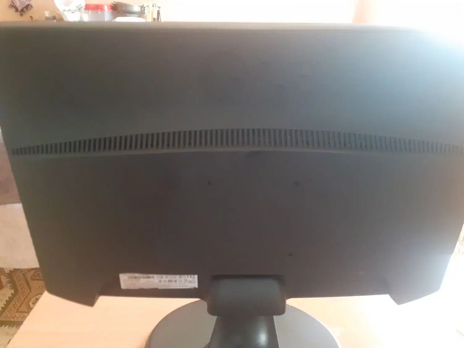 مونیتور ال جی ۱۹ اینچ|قطعات و لوازم جانبی رایانه|رشت, استقامت ۲|دیوار