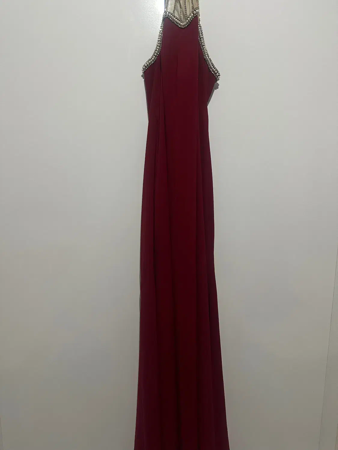 لباس یلدایی|لباس|گلبهار, شهر جدید گلبهار|دیوار