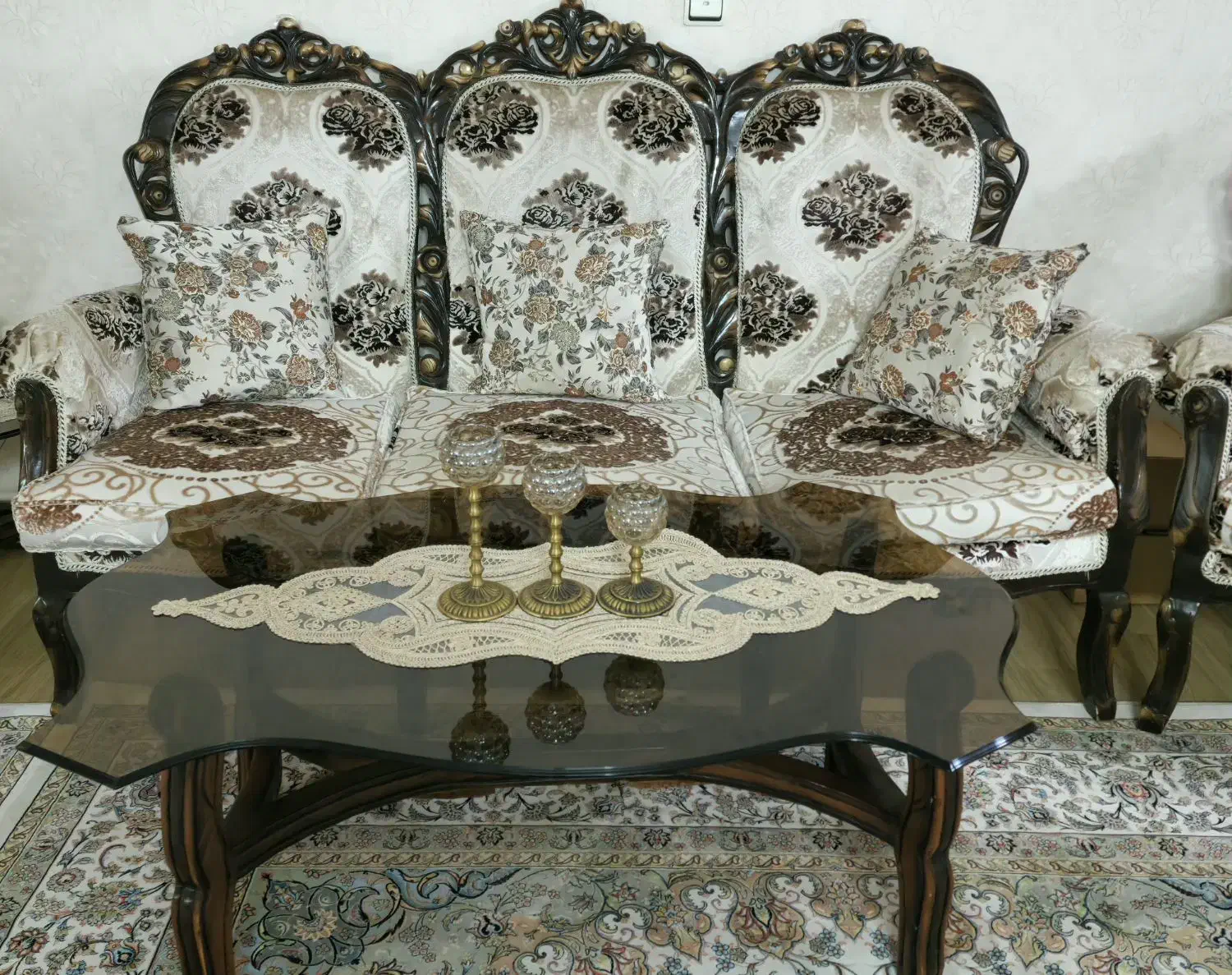 مبل وبوفه|مبلمان خانگی و میز عسلی|کرج, اصفهانیها|دیوار