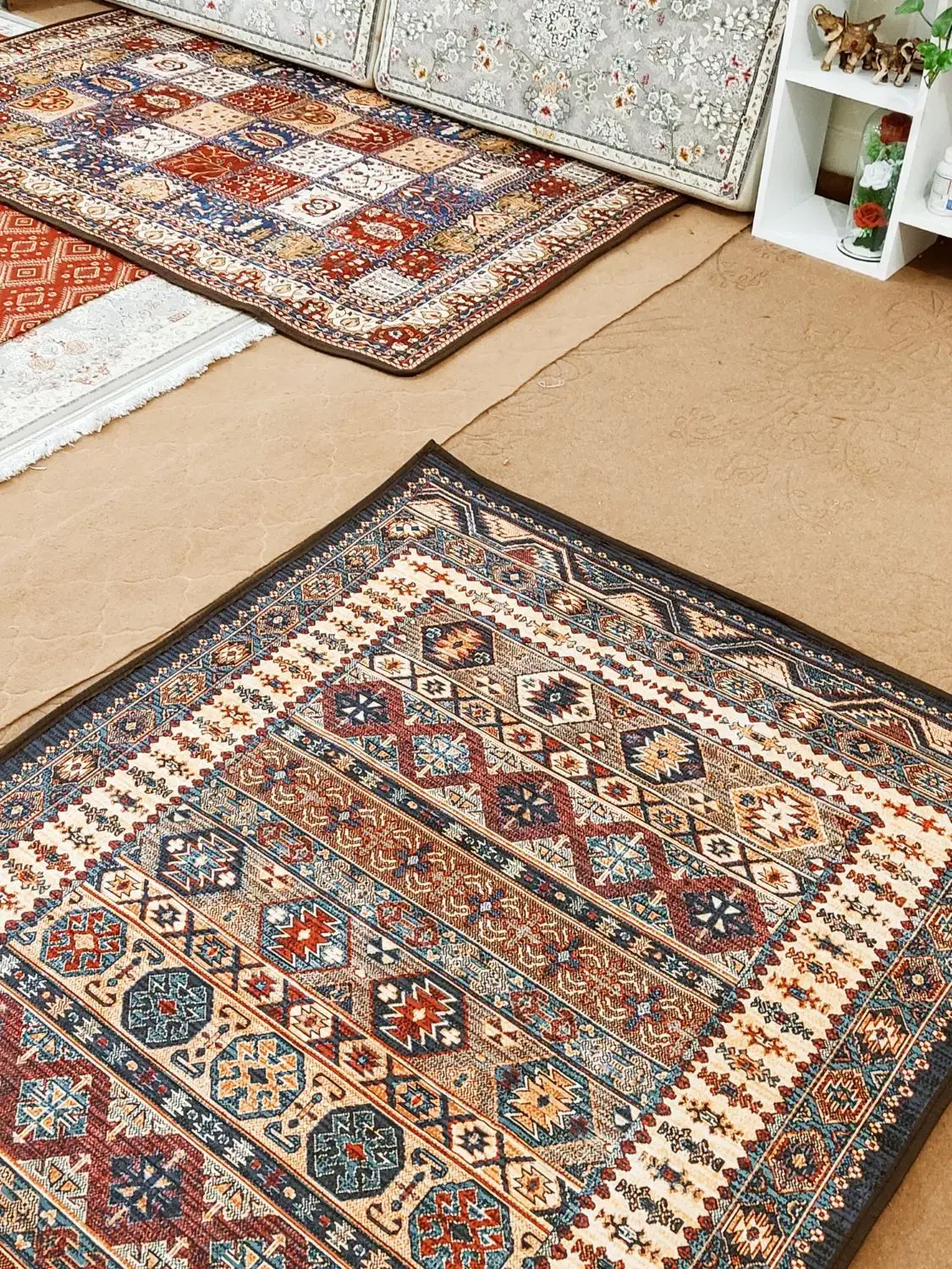 قالی طرح ایرانی|فرش|قم, نخودی|دیوار