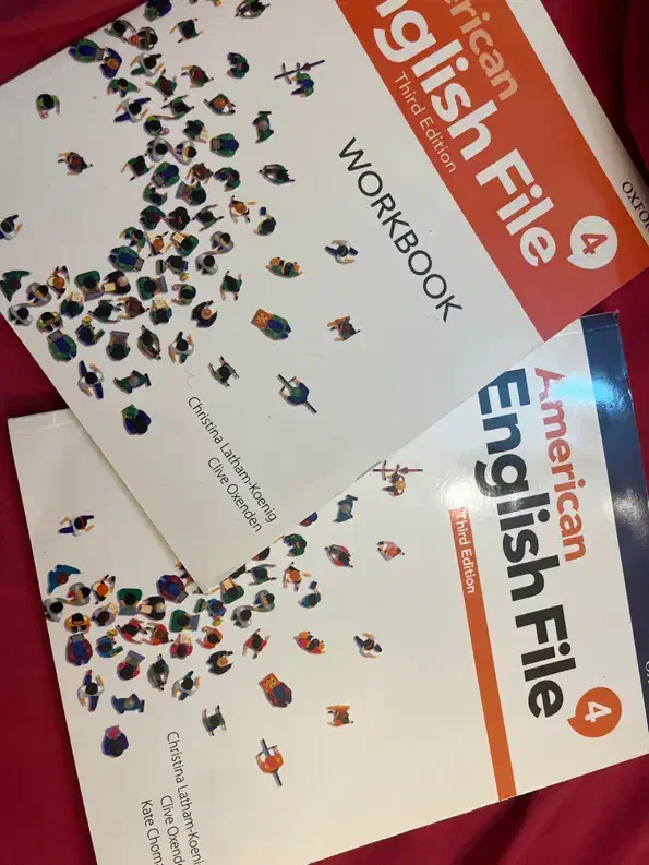 کتاب english file|کتاب و مجله آموزشی|اصفهان, سروستان|دیوار